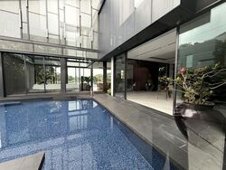 Ocean Drive (D4), Detached #526898731
